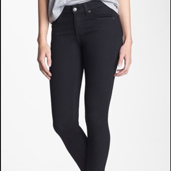 7 For All Mankind "The Skinny" in Black size 28