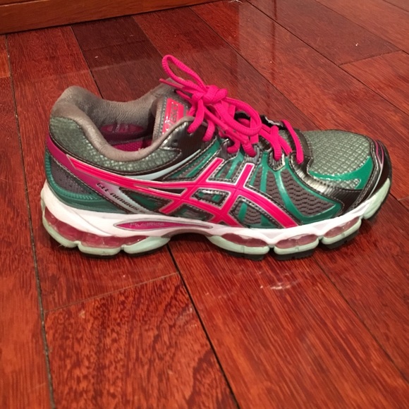 Asics Gel-Nimbus 15 Athletic/Running Sneakers