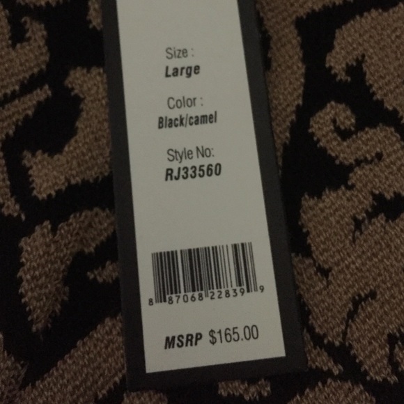 Skirt - Picture 2 of 2