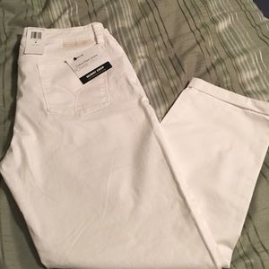 Cabin Klein skinny crops !