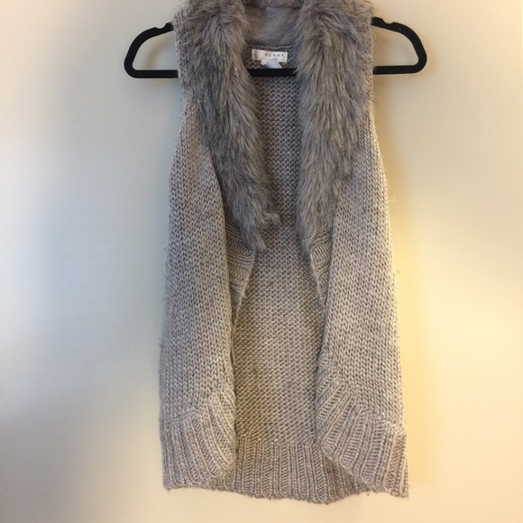 Kenar Vest