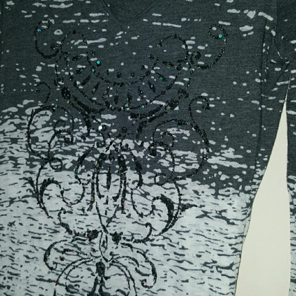 FANG Long Sleeve Beaded/Sequin T-shirt w/ Hood - Picture 2 of 4