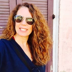 Meet your Posher, Julie