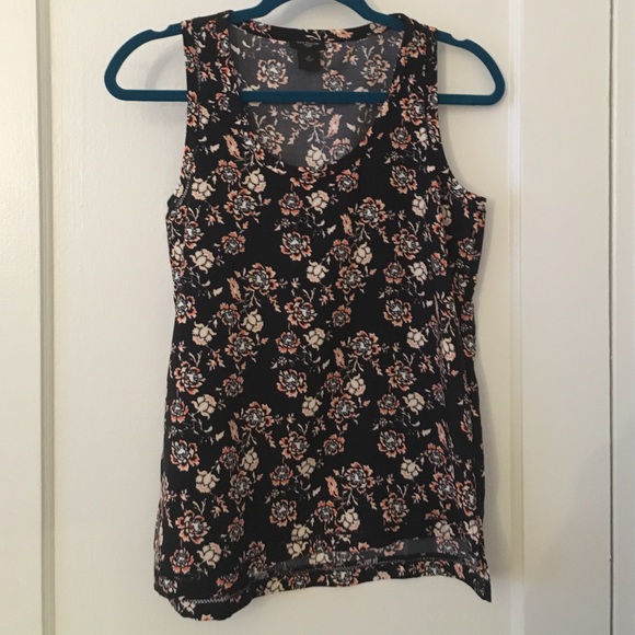 Brand new Ann Taylor tank! Size small!