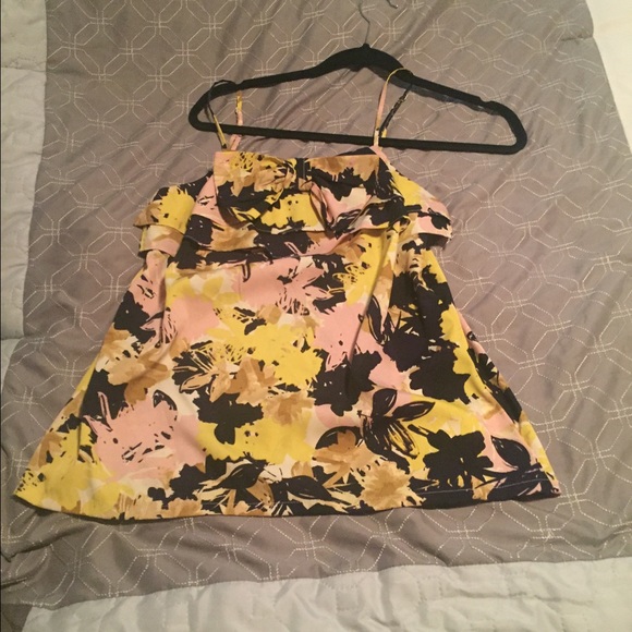 Banana Republic floral tank w/ bow