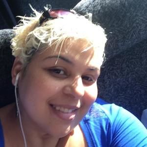 Meet your Posher, Leilani