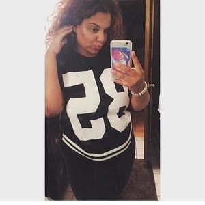 Meet your Posher, Promise