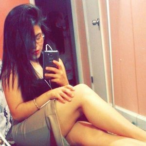 Meet your Posher, Evelyn