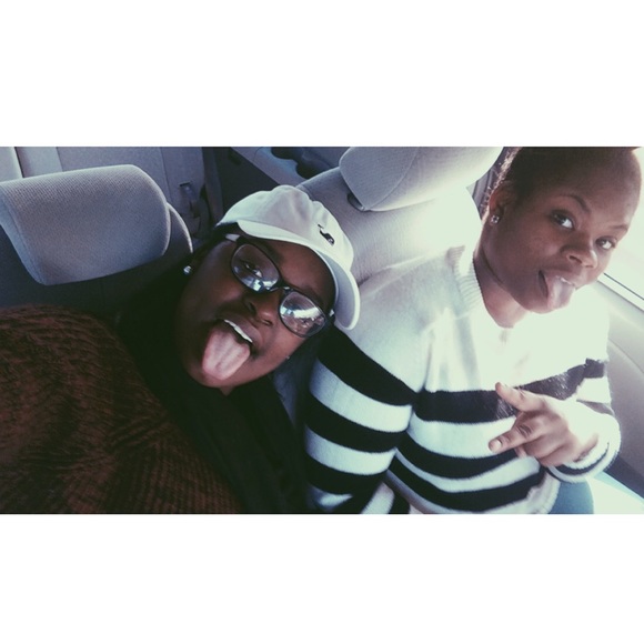 Meet your Posher, Sabrina