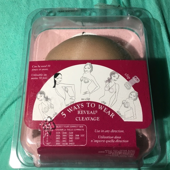 Sticky boobs bra