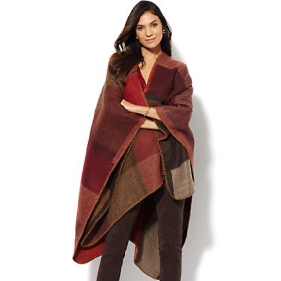 Blanket cape