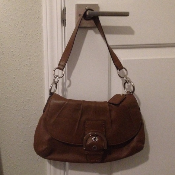 Tan leather Coach hobo bag - Picture 1 of 1