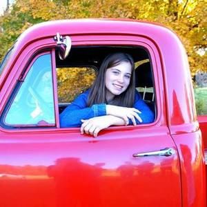 Meet your Posher, Alexia