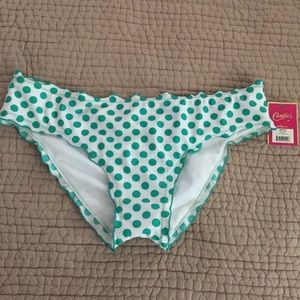 Candie's Swim - Candies ruched & ruffle bikini bottoms Candie's Swim - Candies ruched & ruffle bikini bottoms
