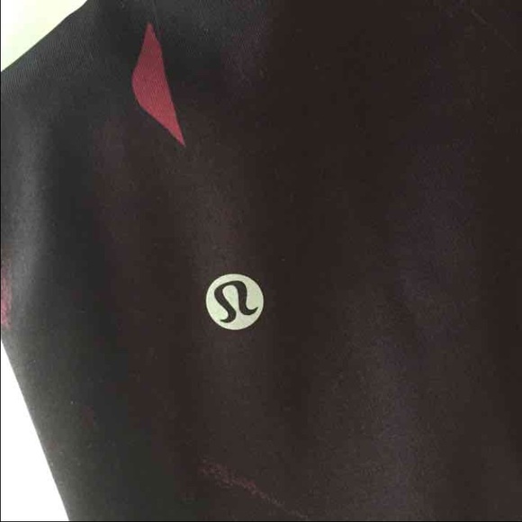 Lululemon all sport crops - Picture 2 of 4