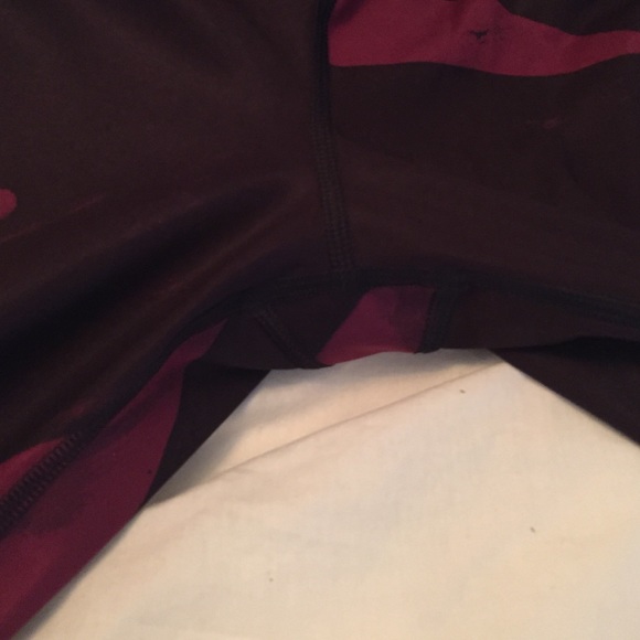 Lululemon all sport crops - Picture 4 of 4