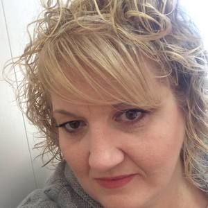 Meet your Posher, Valerie