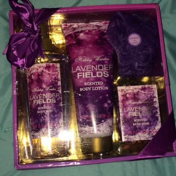Brand new bath and body set!