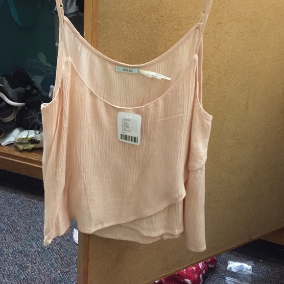 NWT