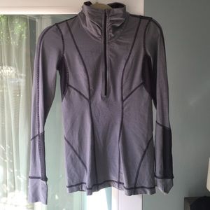 Lululemon 1/2 zip. Size 4
