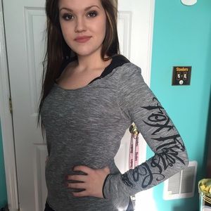 Fox, size large (medium fit), long sleeve shirt