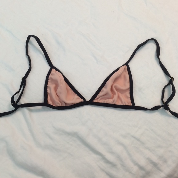 Brandy Melville Nahleen bralette