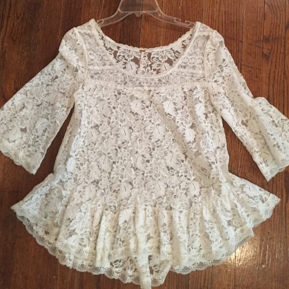🎉SOLD🎉Free People lace top
