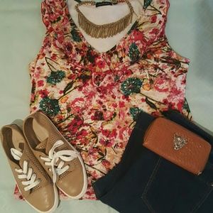 Floral print ruffled blouse