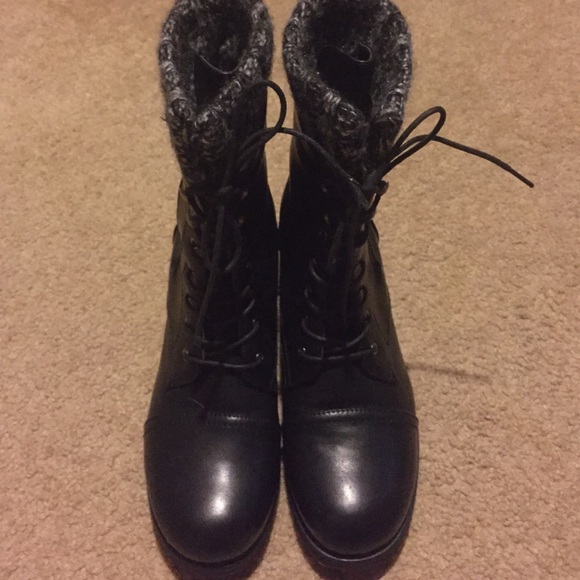 Combat sweater boot