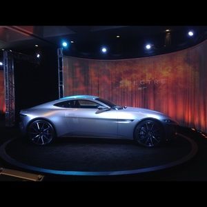 Meet your Posher, Arman