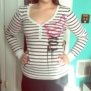 Fox, size medium, long sleeve shirt