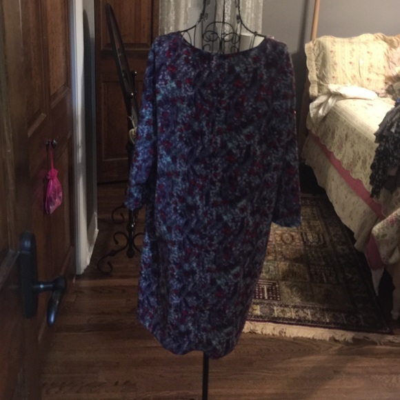 Blouse - Picture 2 of 2