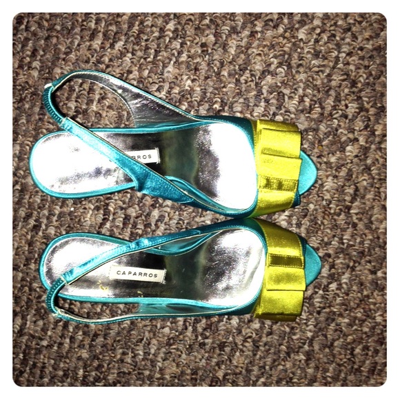 New blue and green sandals (size 7)