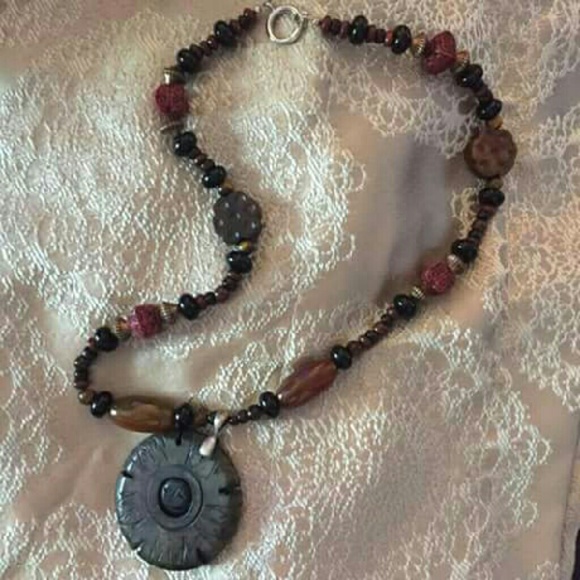 NWOT Genuine gemstone necklace