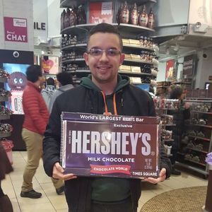 Meet your Posher, Sebastiàn