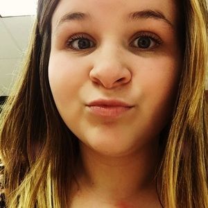 Meet your Posher, Annabeth