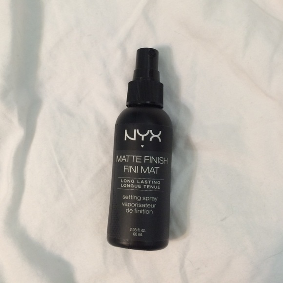 NYX matte setting spray