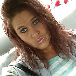 Meet your Posher, Bobbie