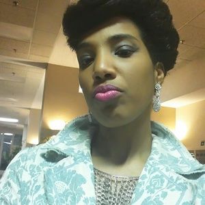 Meet your Posher, Tesha