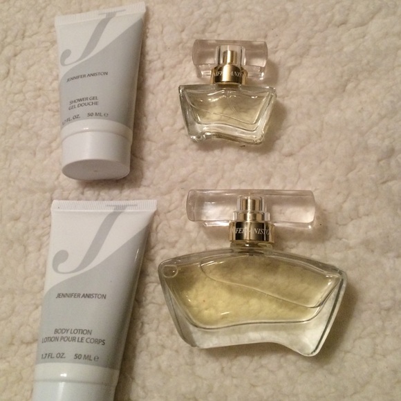 Jennifer Aniston perfume