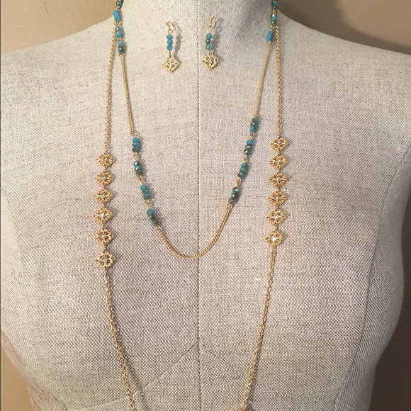 Double tiered necklace with earrings! NWOT