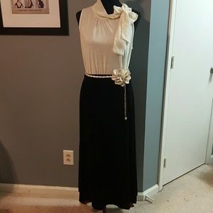 Black stretch velour maxi skirt