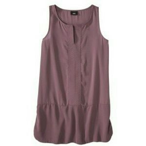 Sleeveless tunic