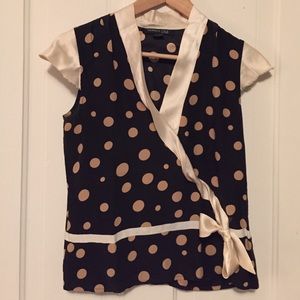 Kenneth Cole size 4 silk cap sleeve blouse