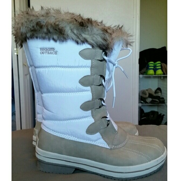 Sorel JOAN OF ARTIC look alike rugged outback