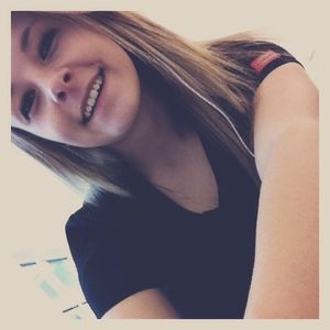 Meet your Posher, Nicole