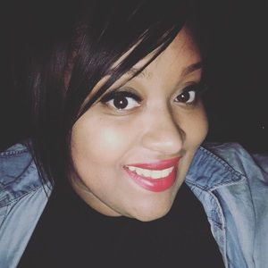 Meet your Posher, Stacey