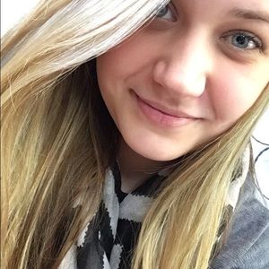 Meet your Posher, Sierra