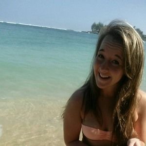 Meet your Posher, Carly