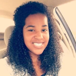 Meet your Posher, Lissette